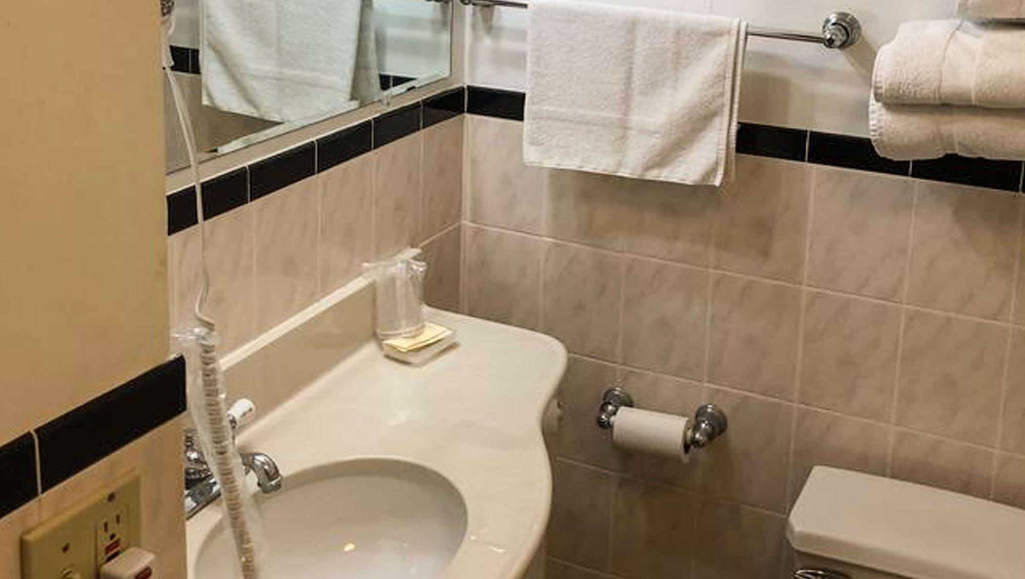 Pleasant Valley Motel West Stockbridge Экстерьер фото
